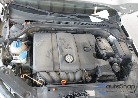 2011 Volkswagen Jetta 2.5L Se z USA, uszkodzony, nr VIN 3VWDZ7AJ7BM397744